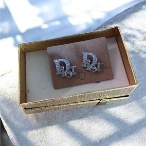 Elegant Silver Rhinestone Fashion Fun Earrings